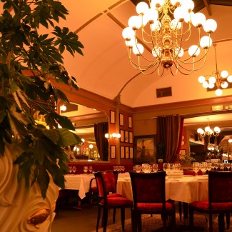 café du levant brasserie bordelaise Lustres